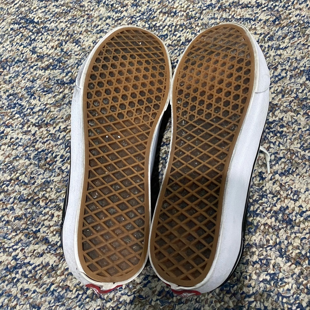 Vans - Picture 4 of 4